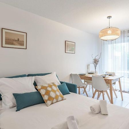 Appartement Delacroix - Welkeys ลาโรแชล ภายนอก รูปภาพ