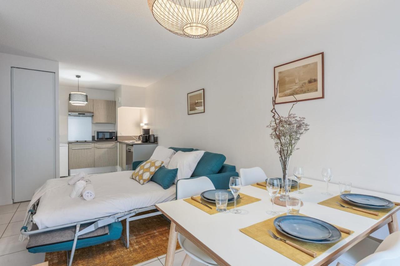 Appartement Delacroix - Welkeys ลาโรแชล ภายนอก รูปภาพ