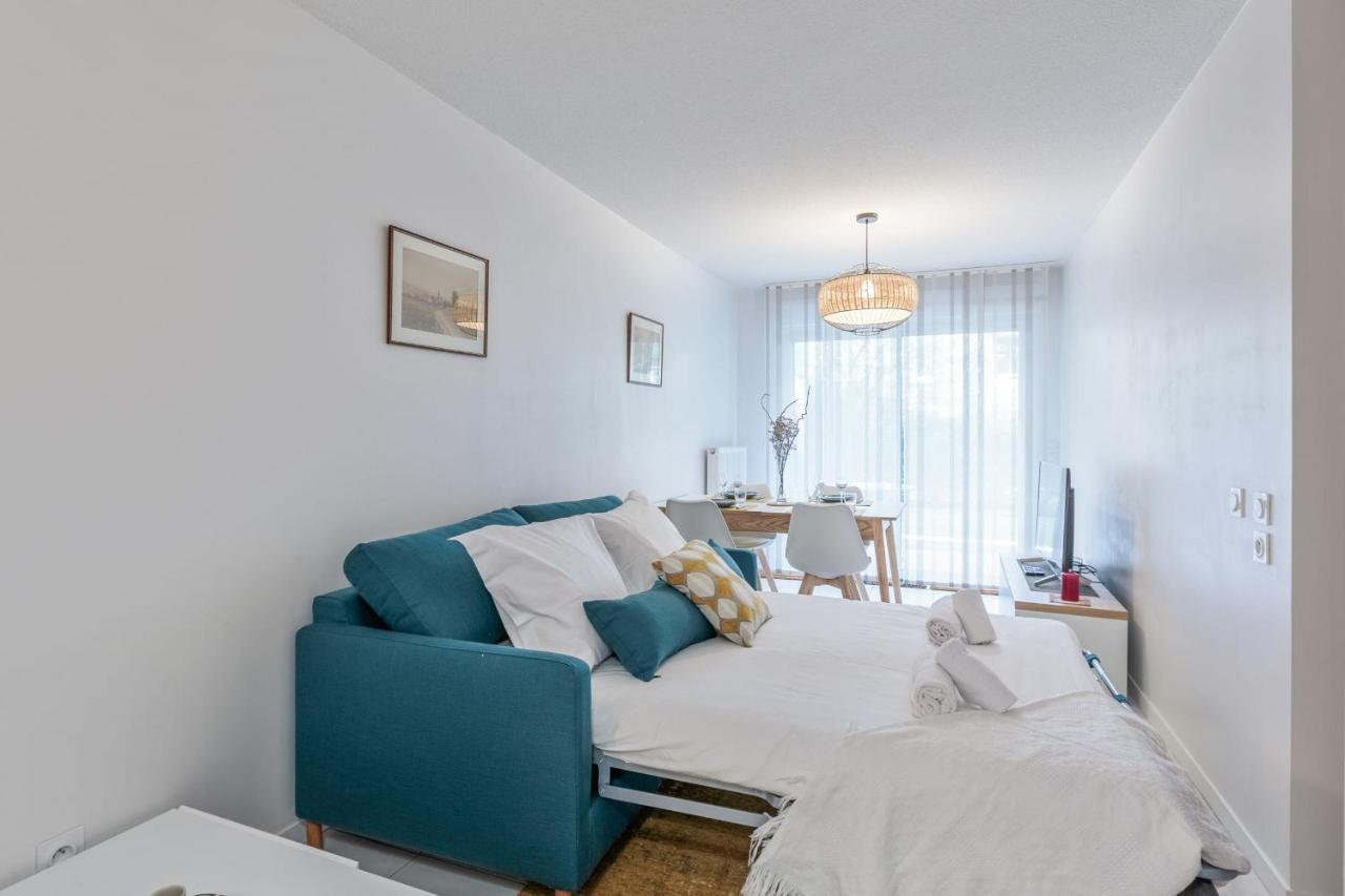 Appartement Delacroix - Welkeys ลาโรแชล ภายนอก รูปภาพ