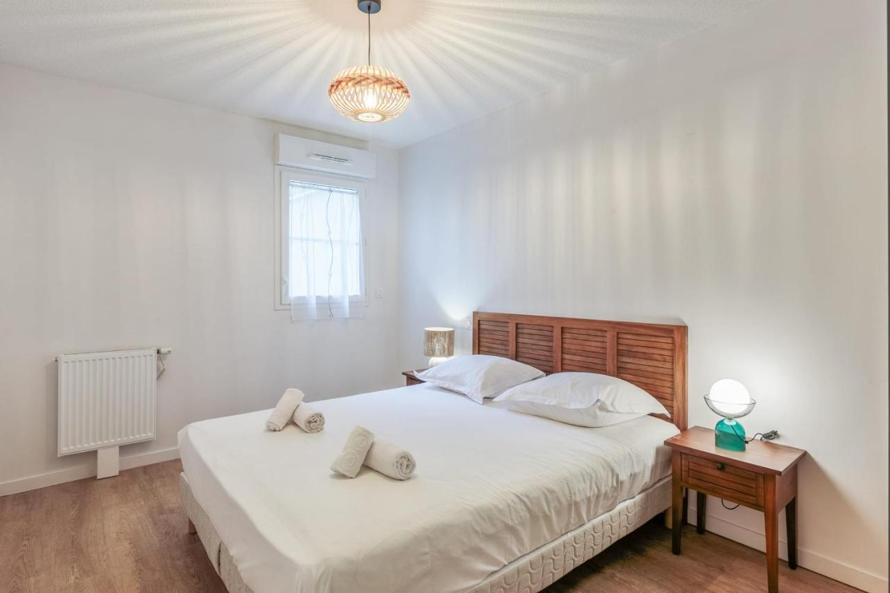 Appartement Delacroix - Welkeys ลาโรแชล ภายนอก รูปภาพ